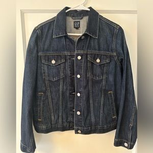Women’s Gap dark wash jean jacket